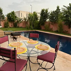  Villa Novia